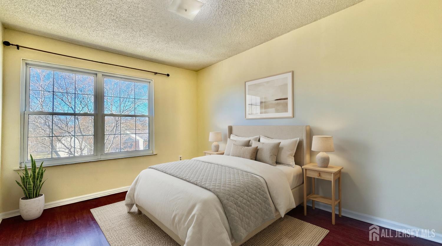 479 Danbury Lane Image 5