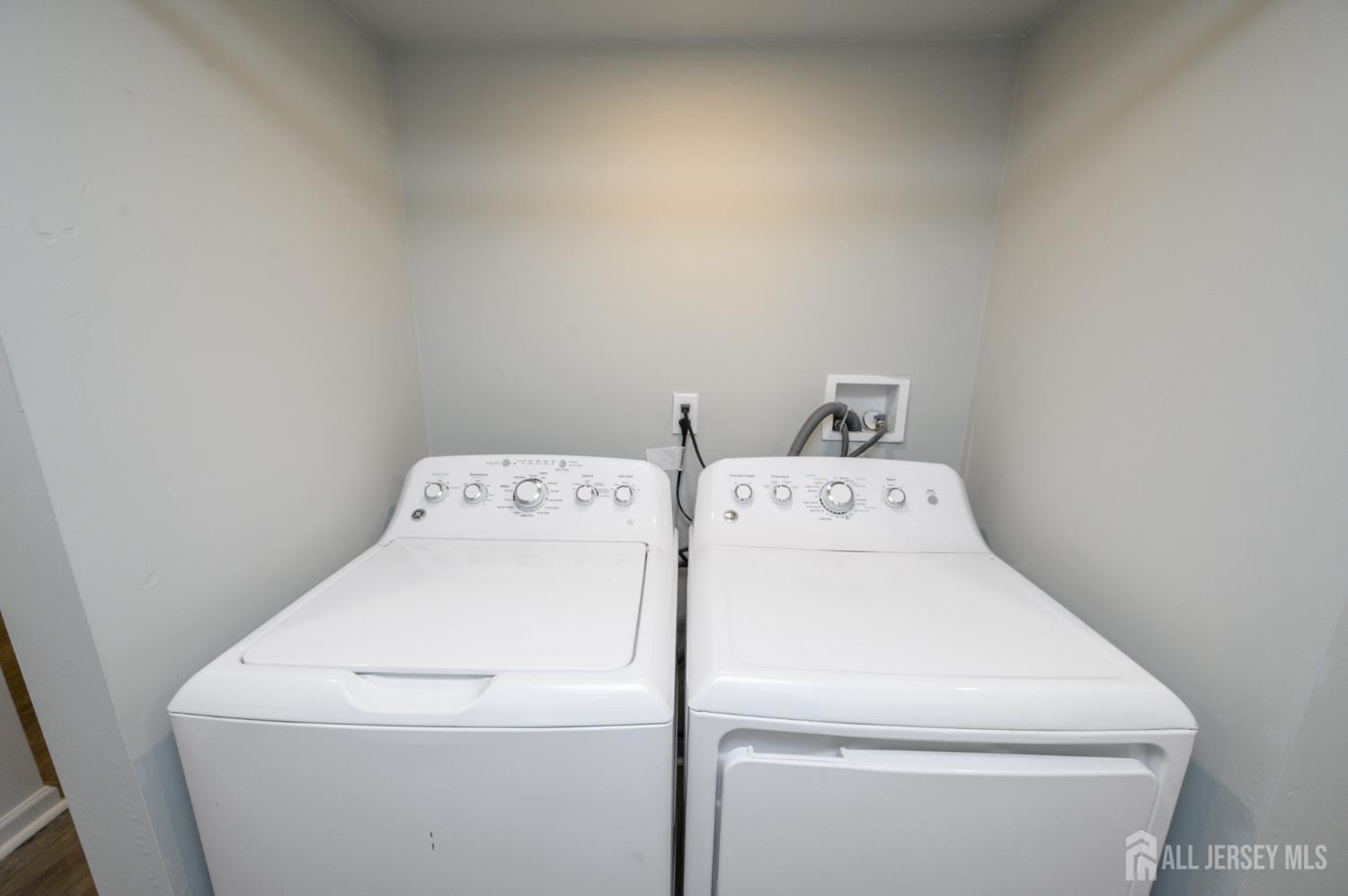 160 Carteret Avenue, Carteret, NJ, 07008 image 20