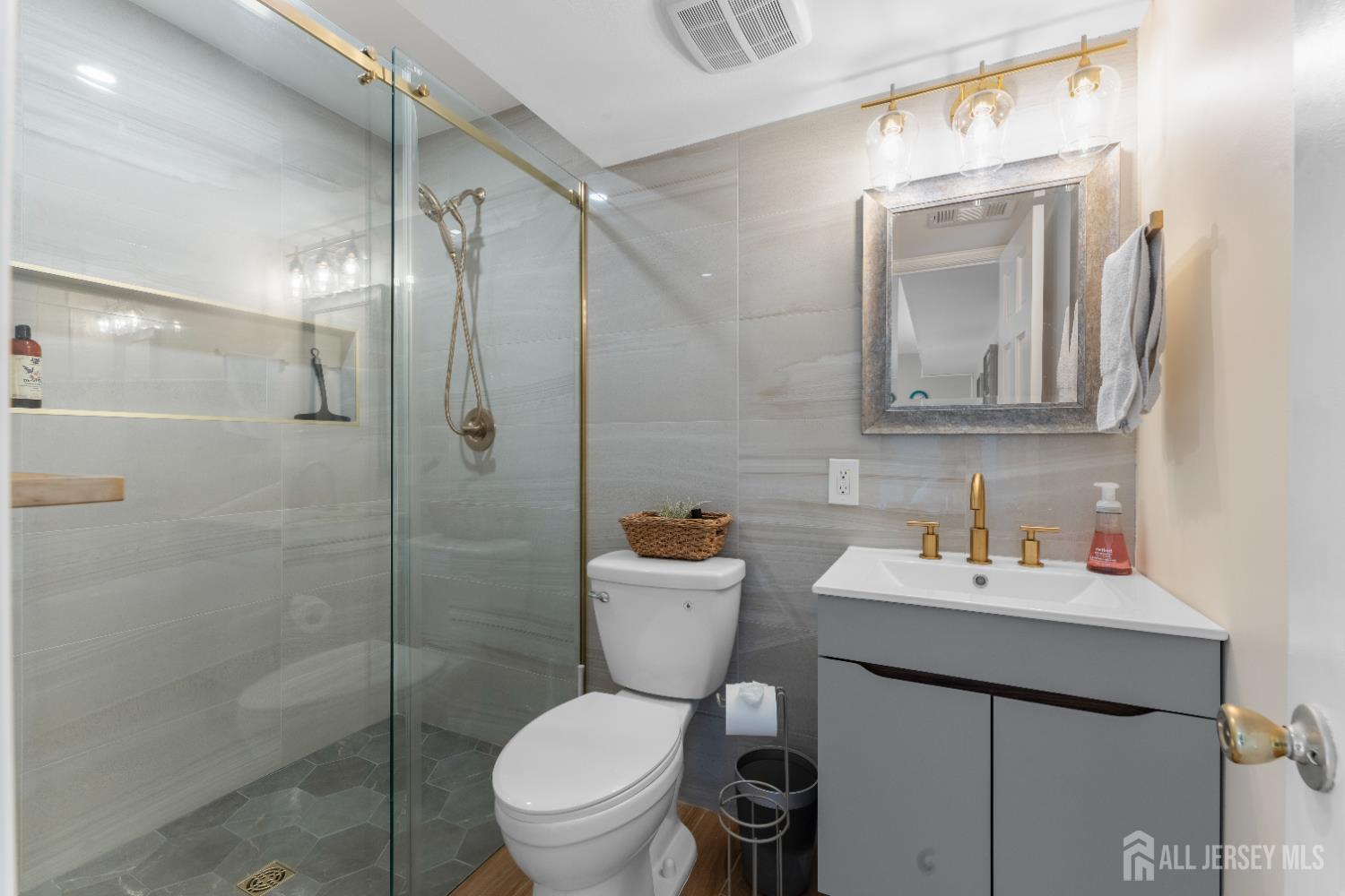 39 Dexter Road, East Brunswick, NJ, 08816 image 18