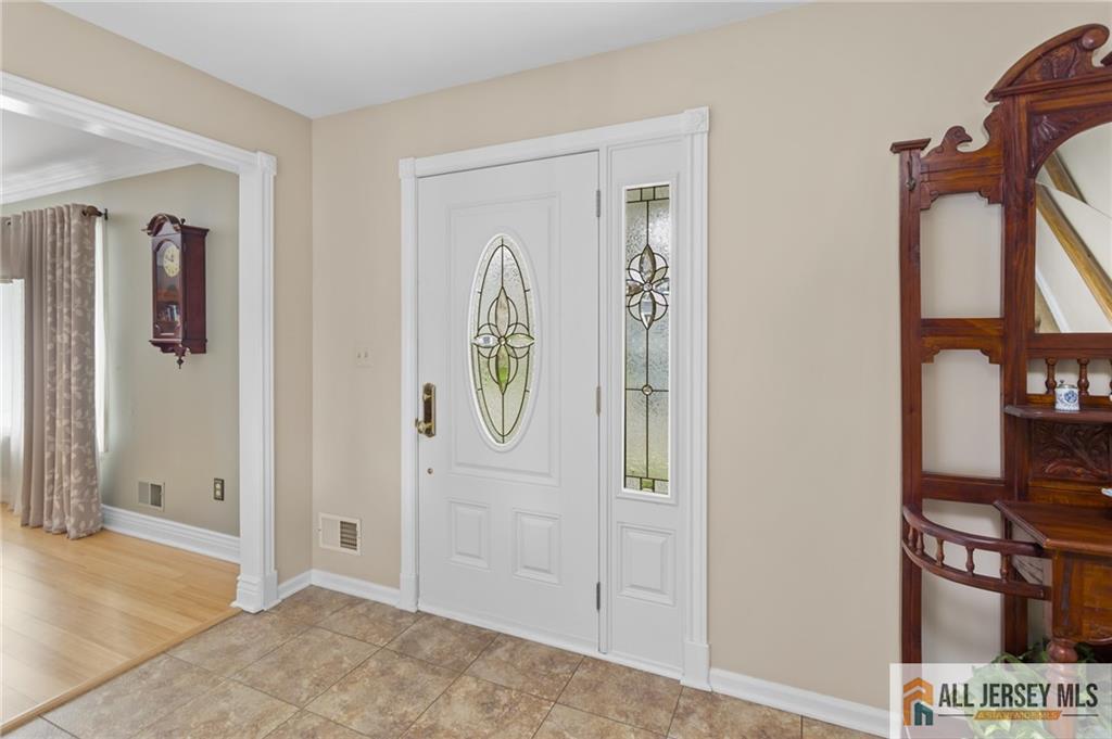 12 Anderson Avenue Image 5