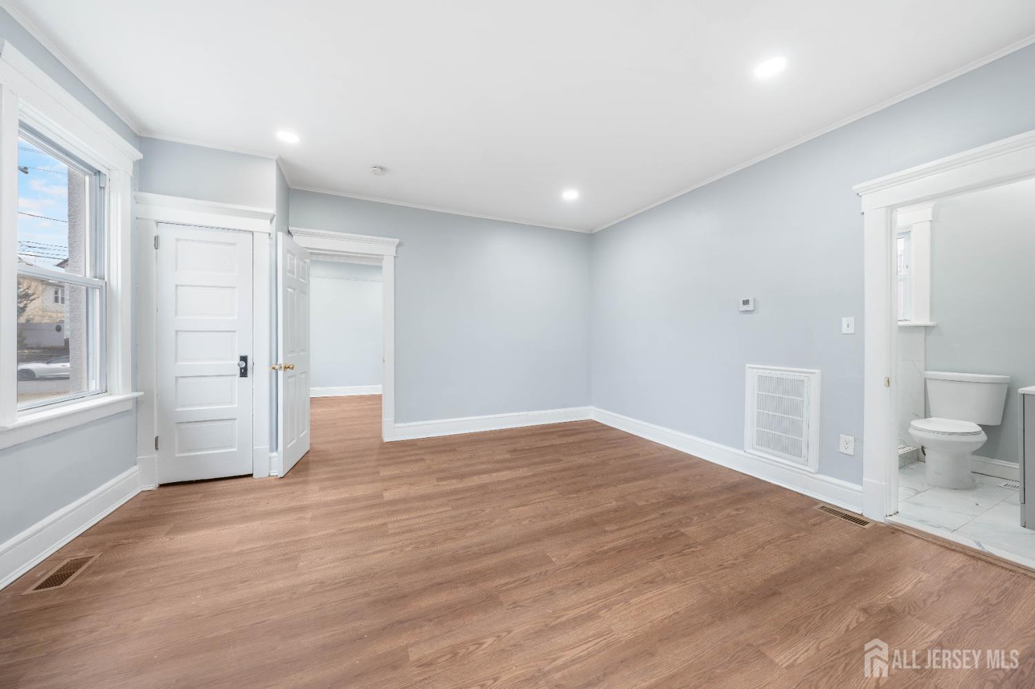 86 S fulton Street Image 5