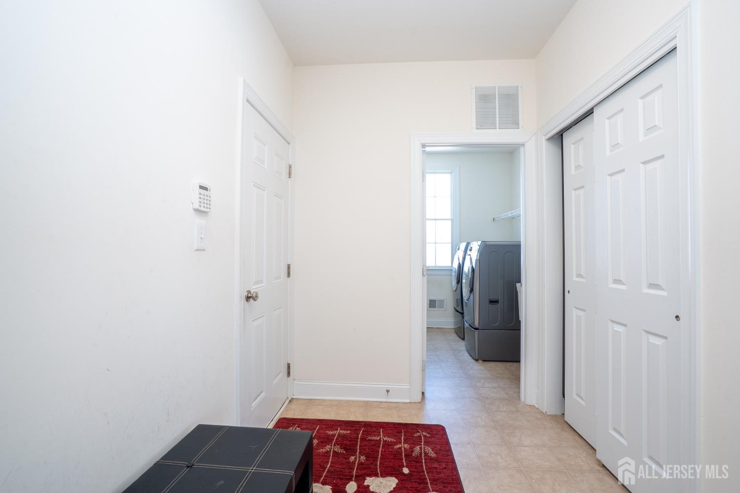 4 Heitz Lane, Hillsborough, NJ, 08844 image 32