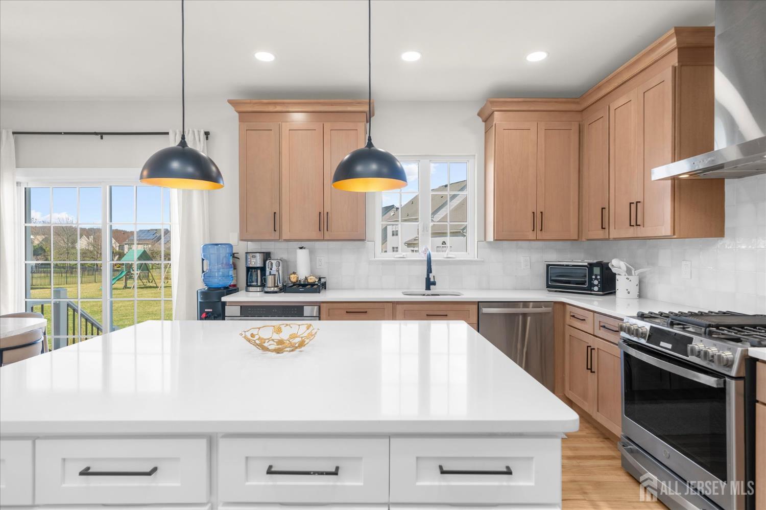 86 Treetops Circle, Franklin Twsp, NJ, 08540 image 6