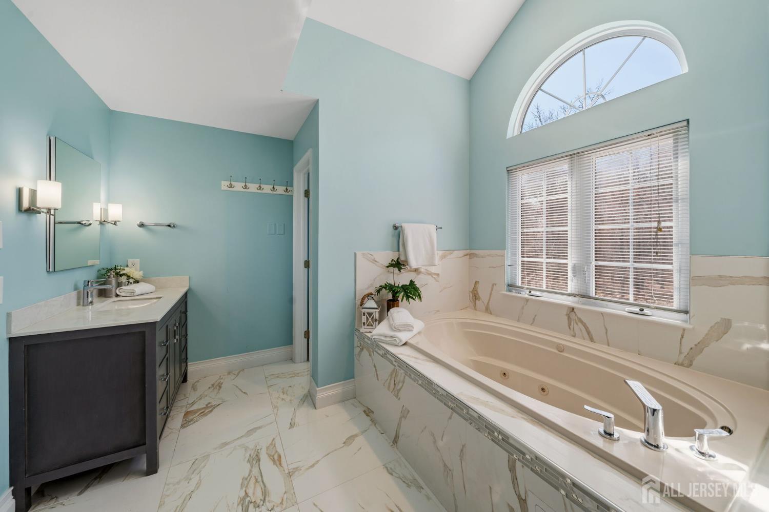 4 Bernadette Circle, South Brunswick, NJ, 08852 image 30