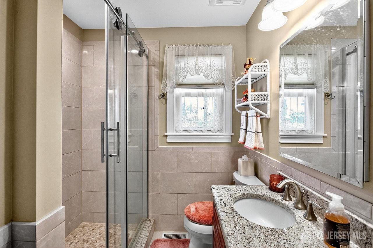 6 Elmwood Avenue, Carteret, NJ, 07008 image 19