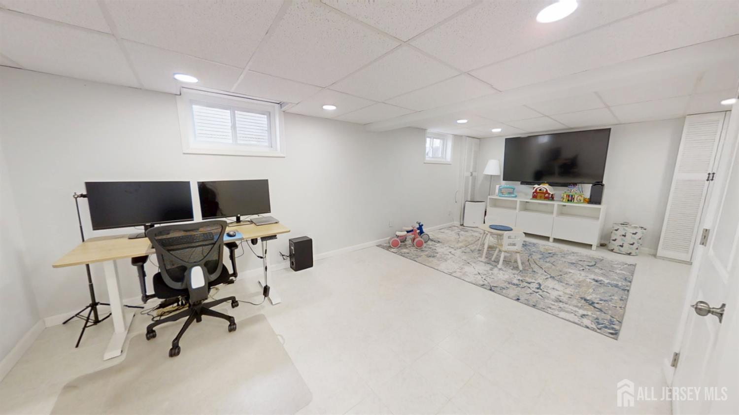 13 Moryan Road, Edison, NJ, 08817 image 30