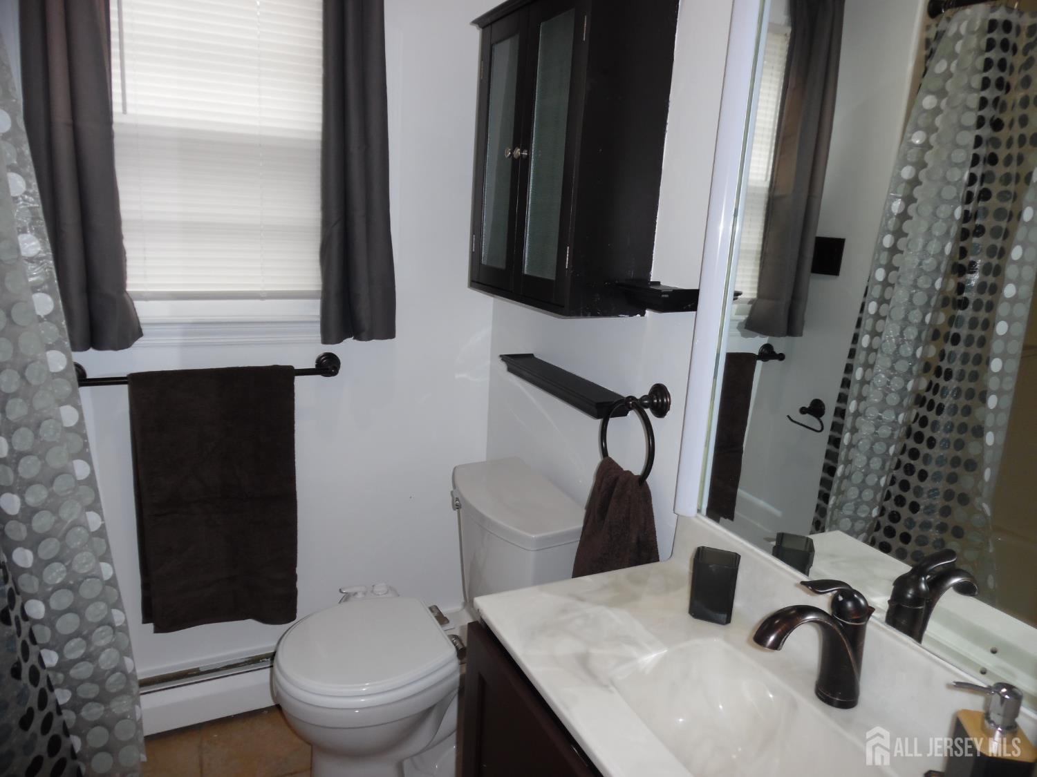 244 Manalapan Road Image 5