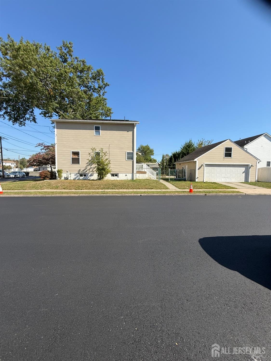 29 Van Buren Street Image 4