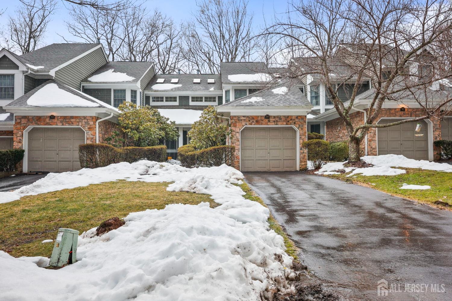 54 N Coriander Drive Image 4