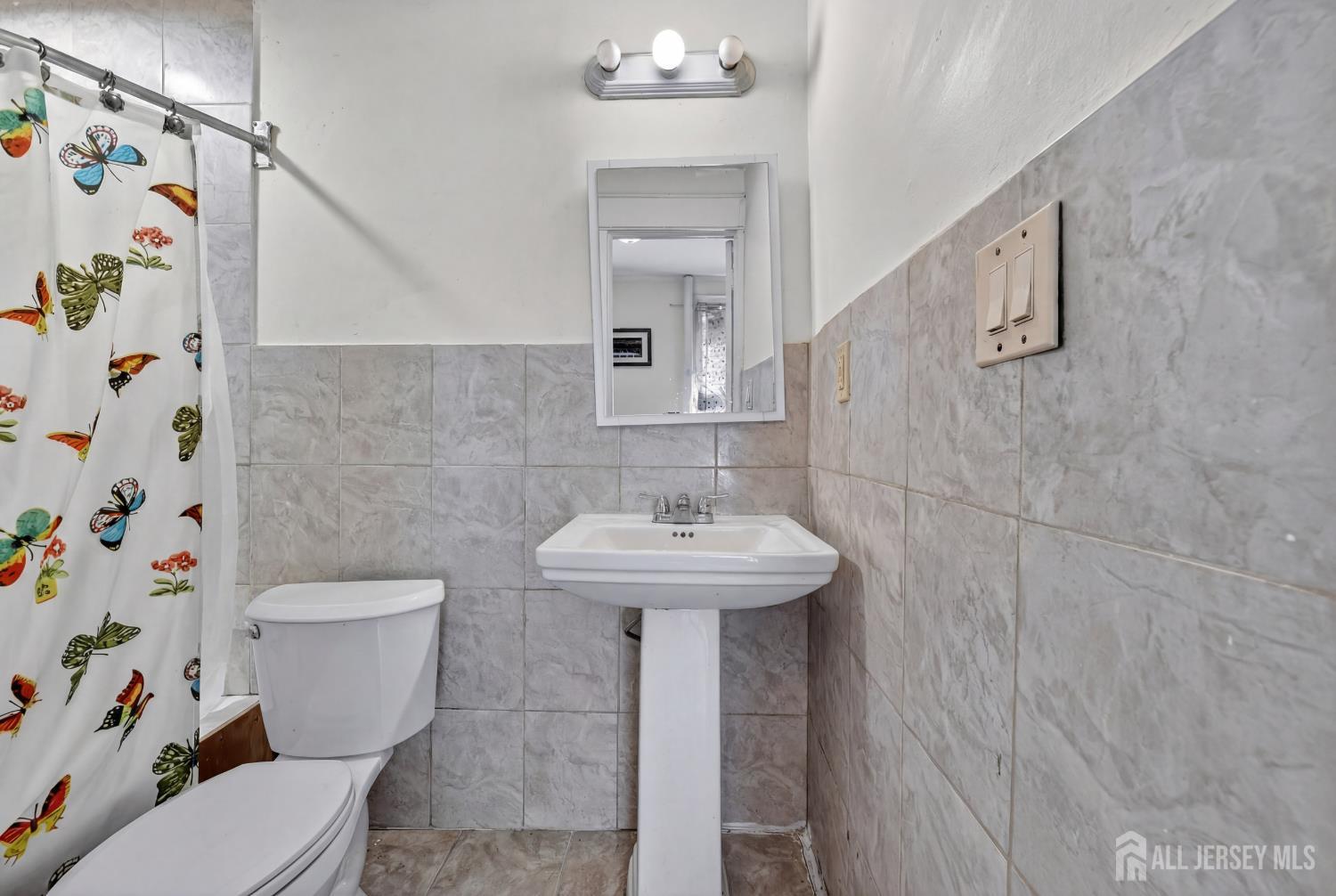 361 Prospect Street, Perth Amboy, NJ, 08861 image 32