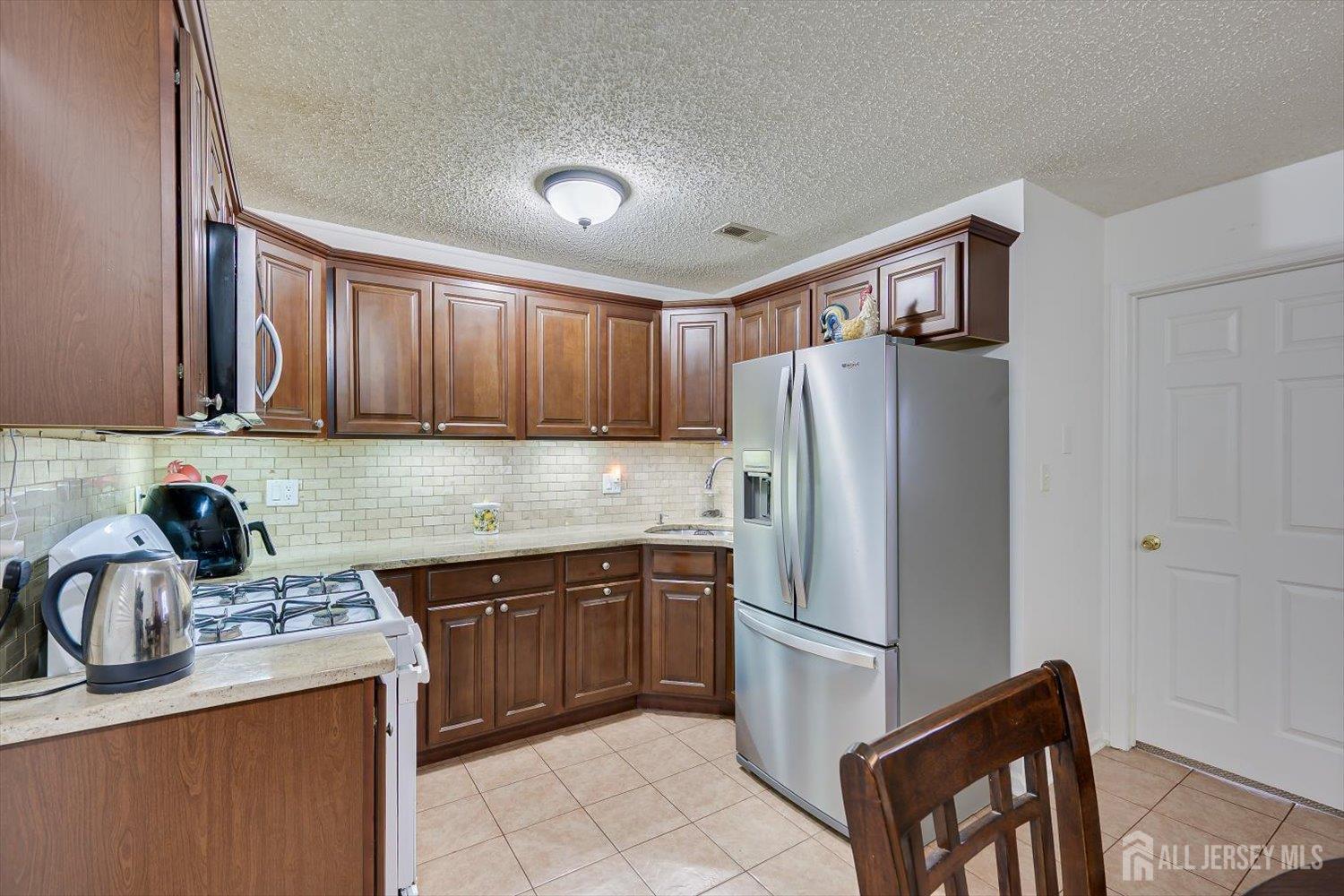 150 Prestwick Way, Edison, NJ, 08820 image 13