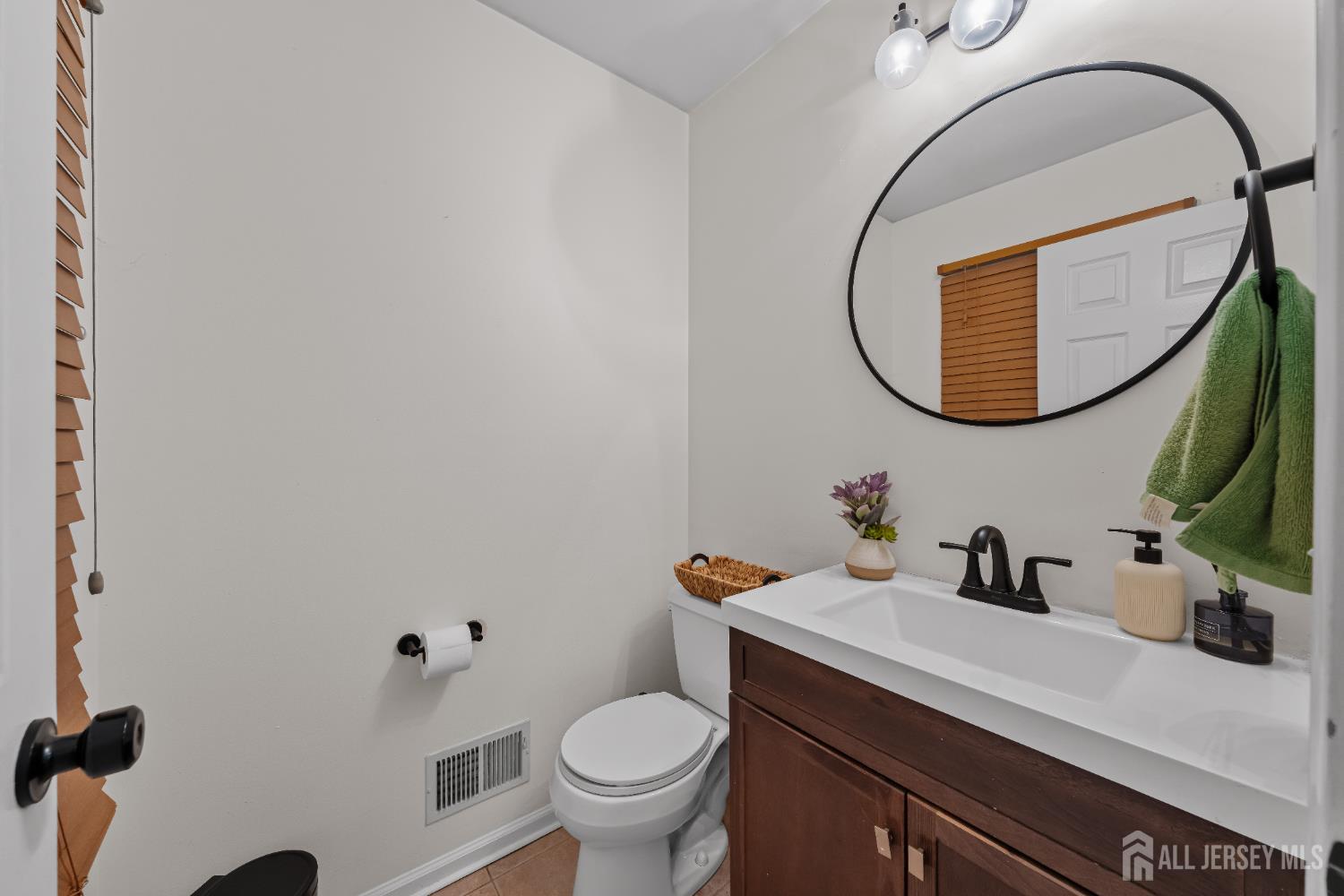 32 Coriander Drive, South Brunswick, NJ, 08540 image 16