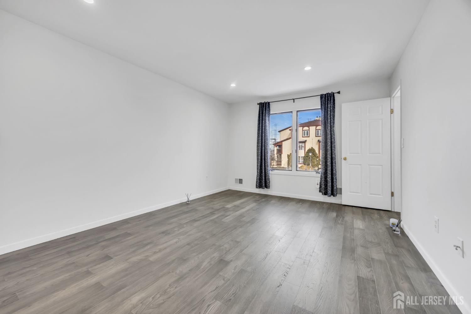 303 Michaels Court, Woodbridge Proper, NJ, 07095 image 17