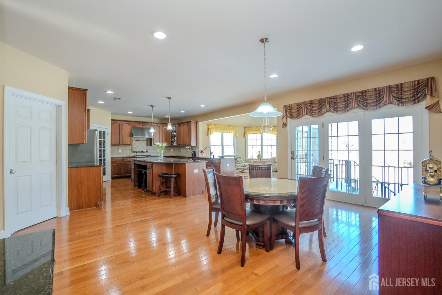 4 Heitz Lane, Hillsborough, NJ, 08844 image 10