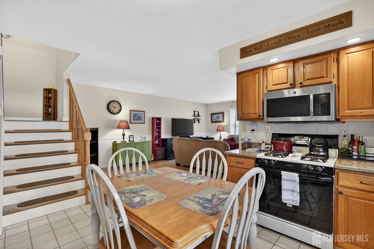 9 Parkside Drive, Spotswood, NJ, 08884 image 10