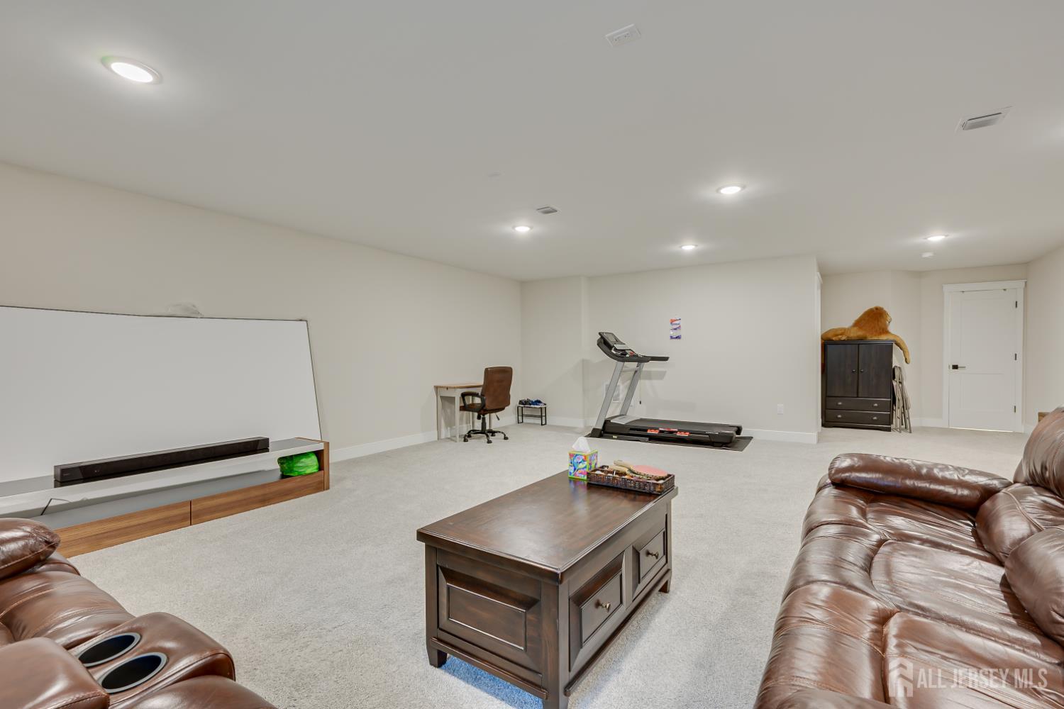 1511 Melrose Boulevard, Manalapan, NJ, 08515 image 43