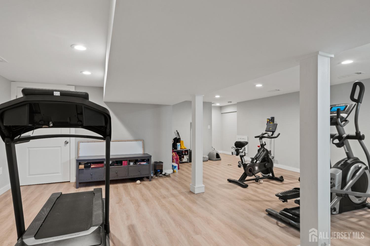 13 Albany Street, Edison, NJ, 08837 image 31