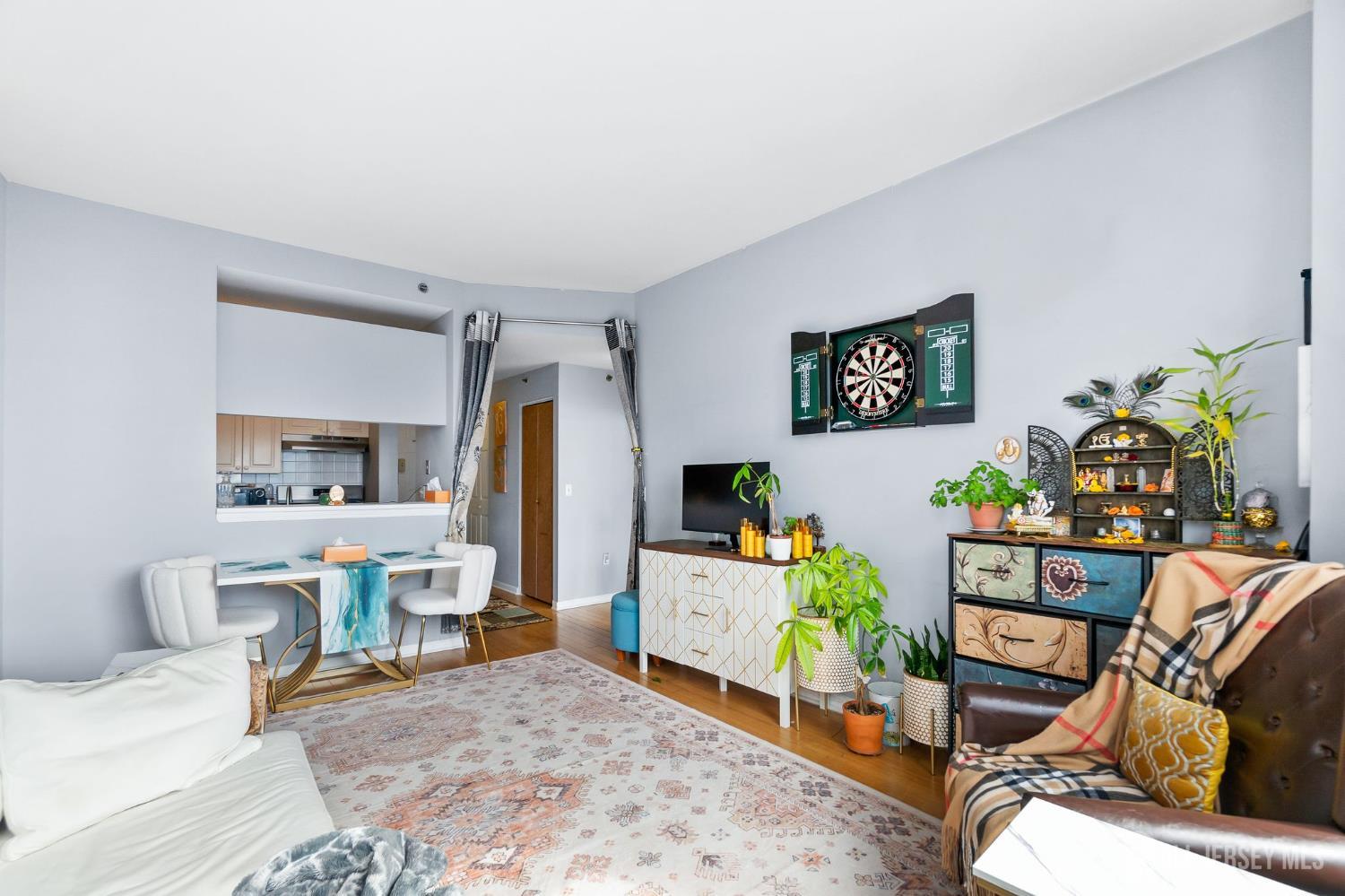 20 2nd Street 2601 Image 4