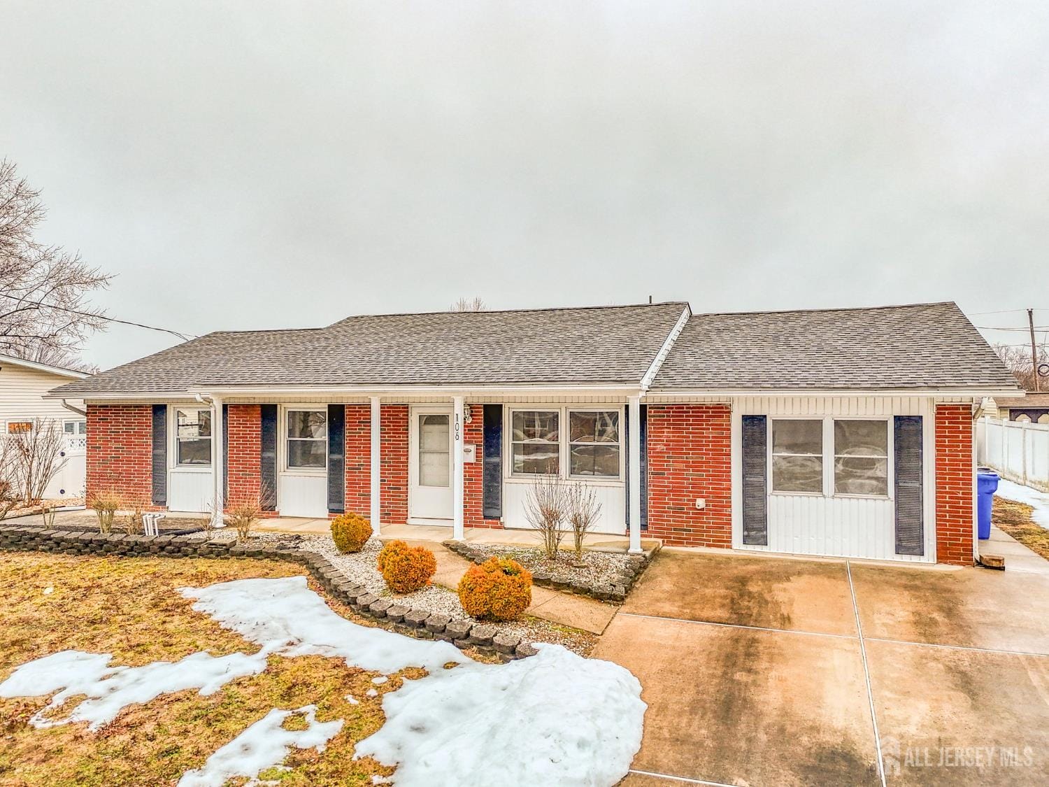 106 Monmouth Road Image 4