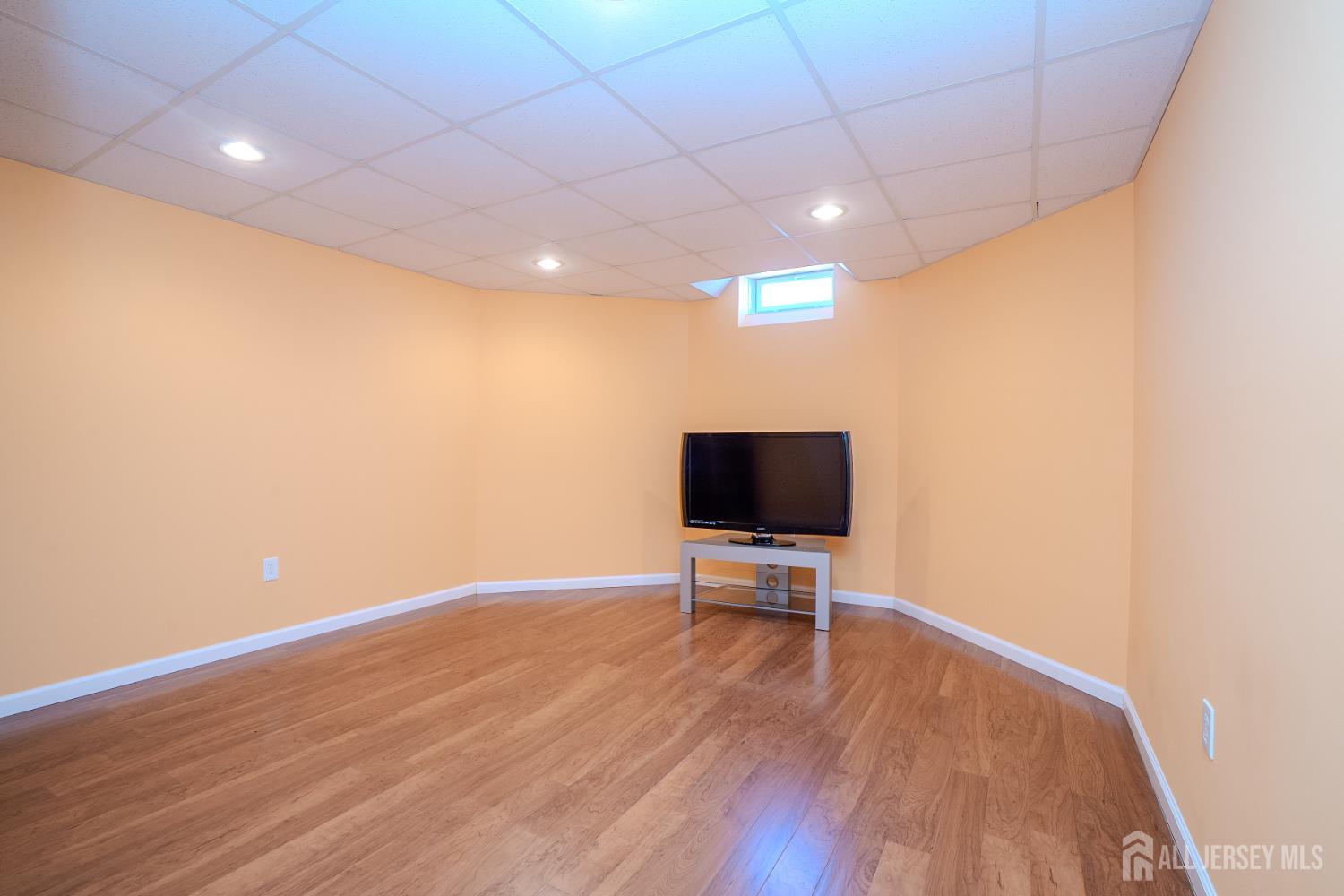 4 Heitz Lane, Hillsborough, NJ, 08844 image 67