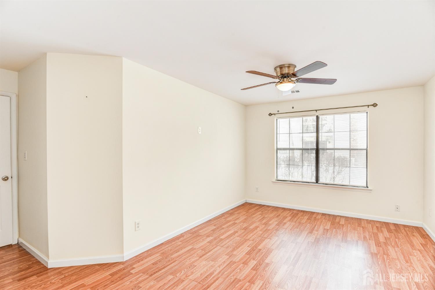 902 Harbor Club Drive, Parlin, NJ, 08859 image 15