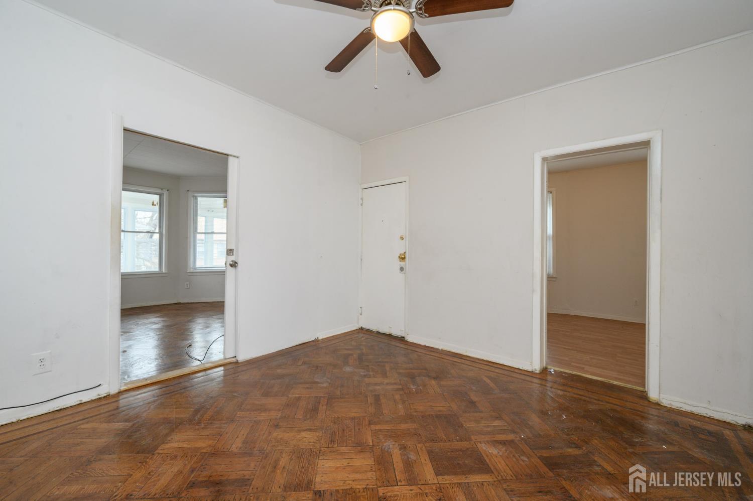 1053 Hunterdon Street, Newark, NJ, 07112 image 18