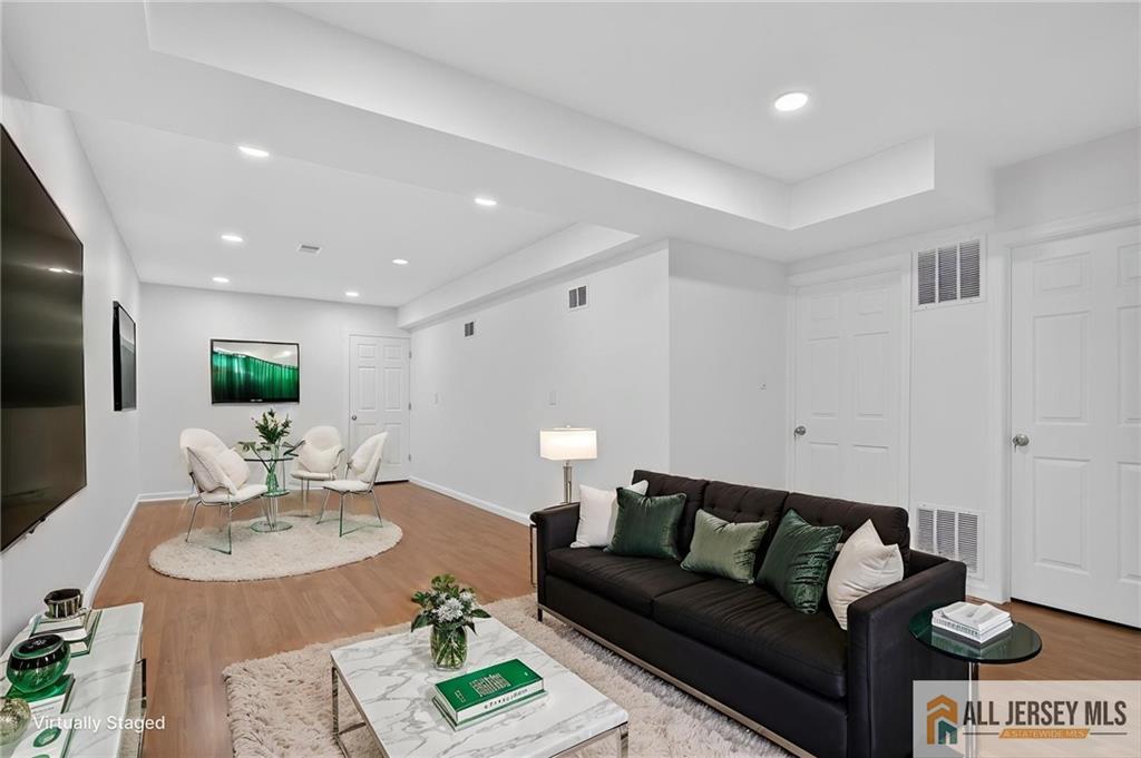 20 Andrews Way, Piscataway, NJ, 08854 image 19