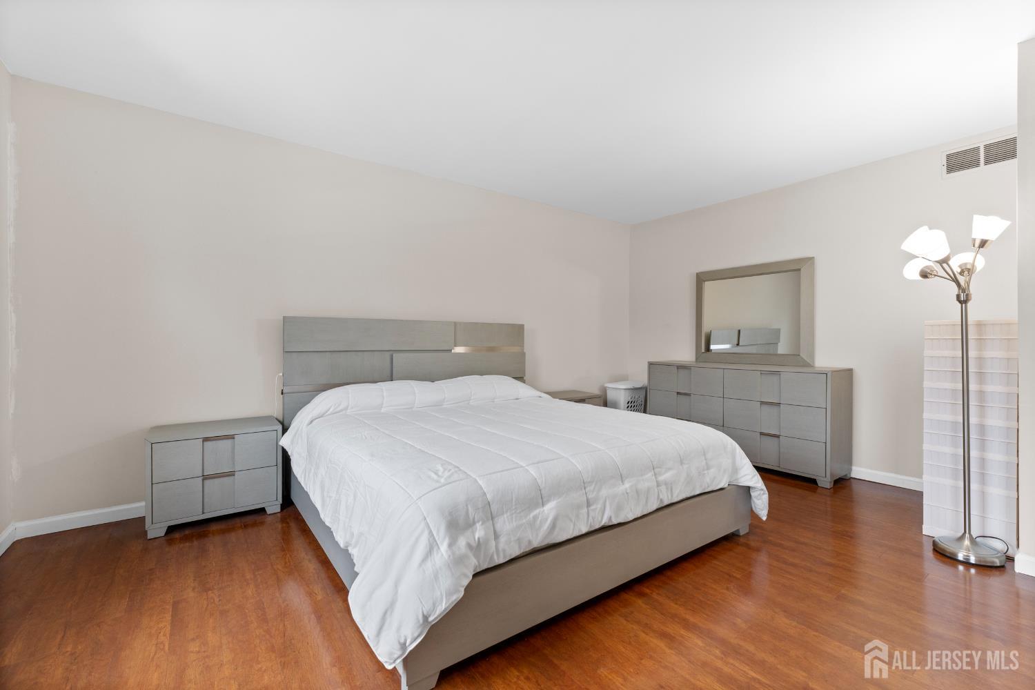 52 Westside Avenue, Avenel, NJ, 07001 image 29