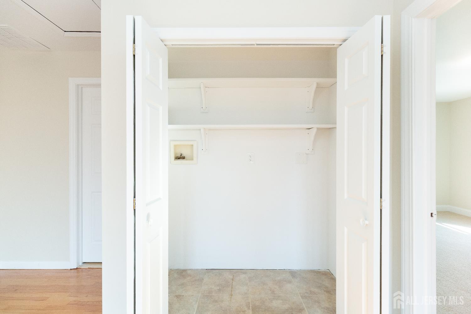 1605 Windrew Avenue, South Plainfield, NJ, 07080 image 39