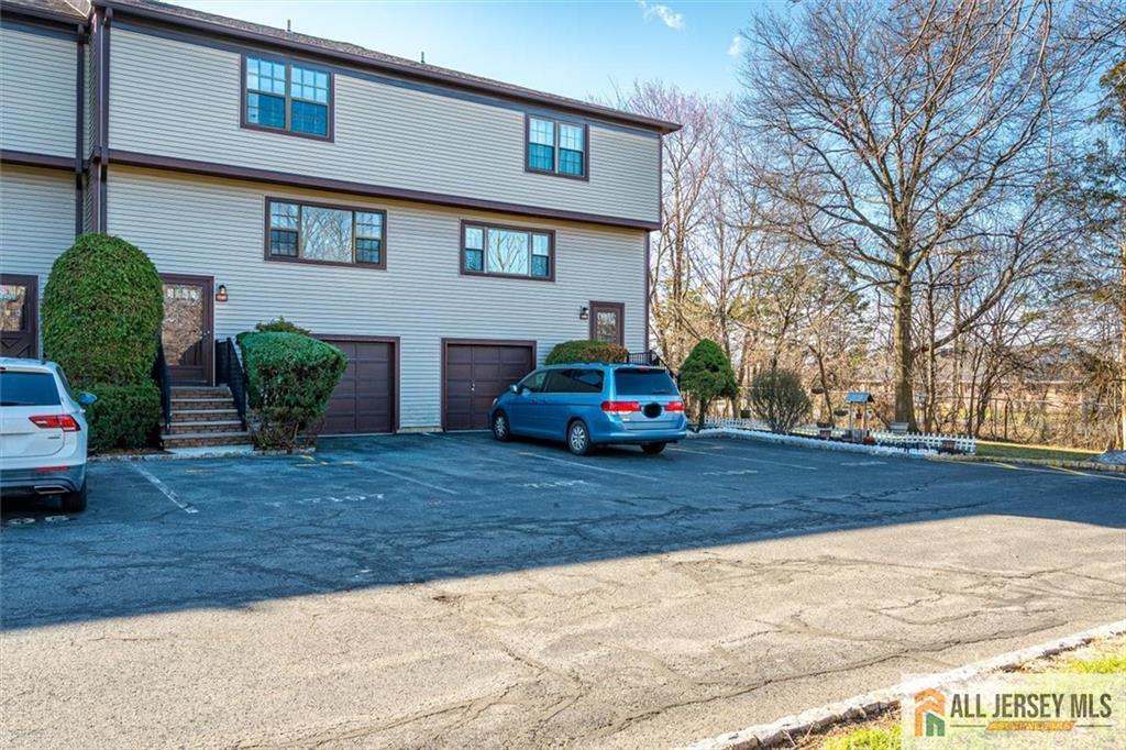 7107 Hana Road Image 2