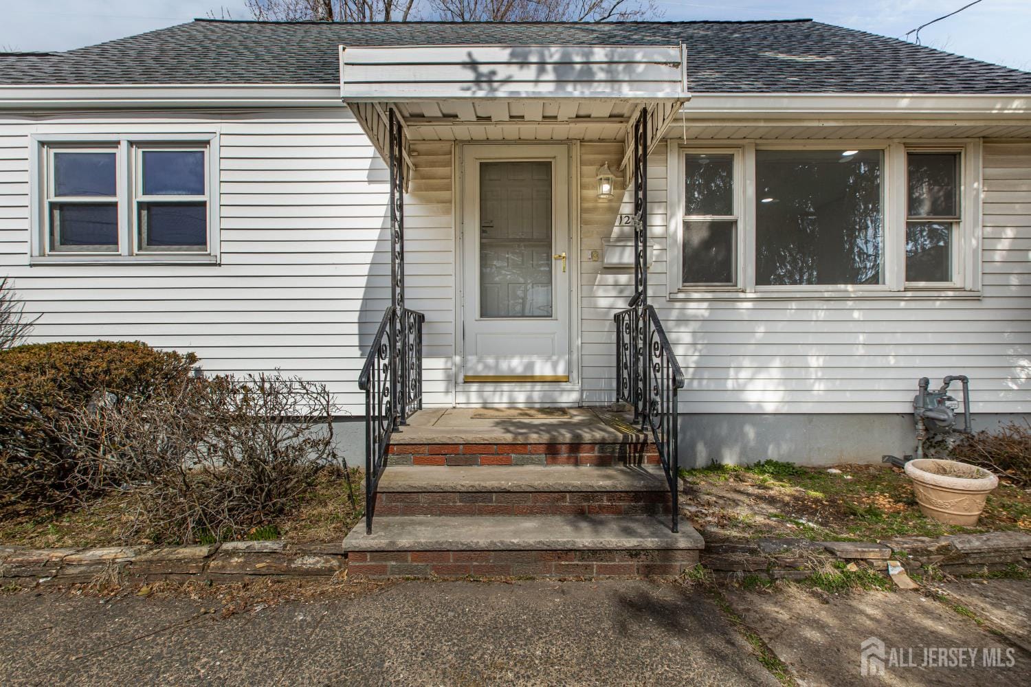 12 N Pennington Road Image 4