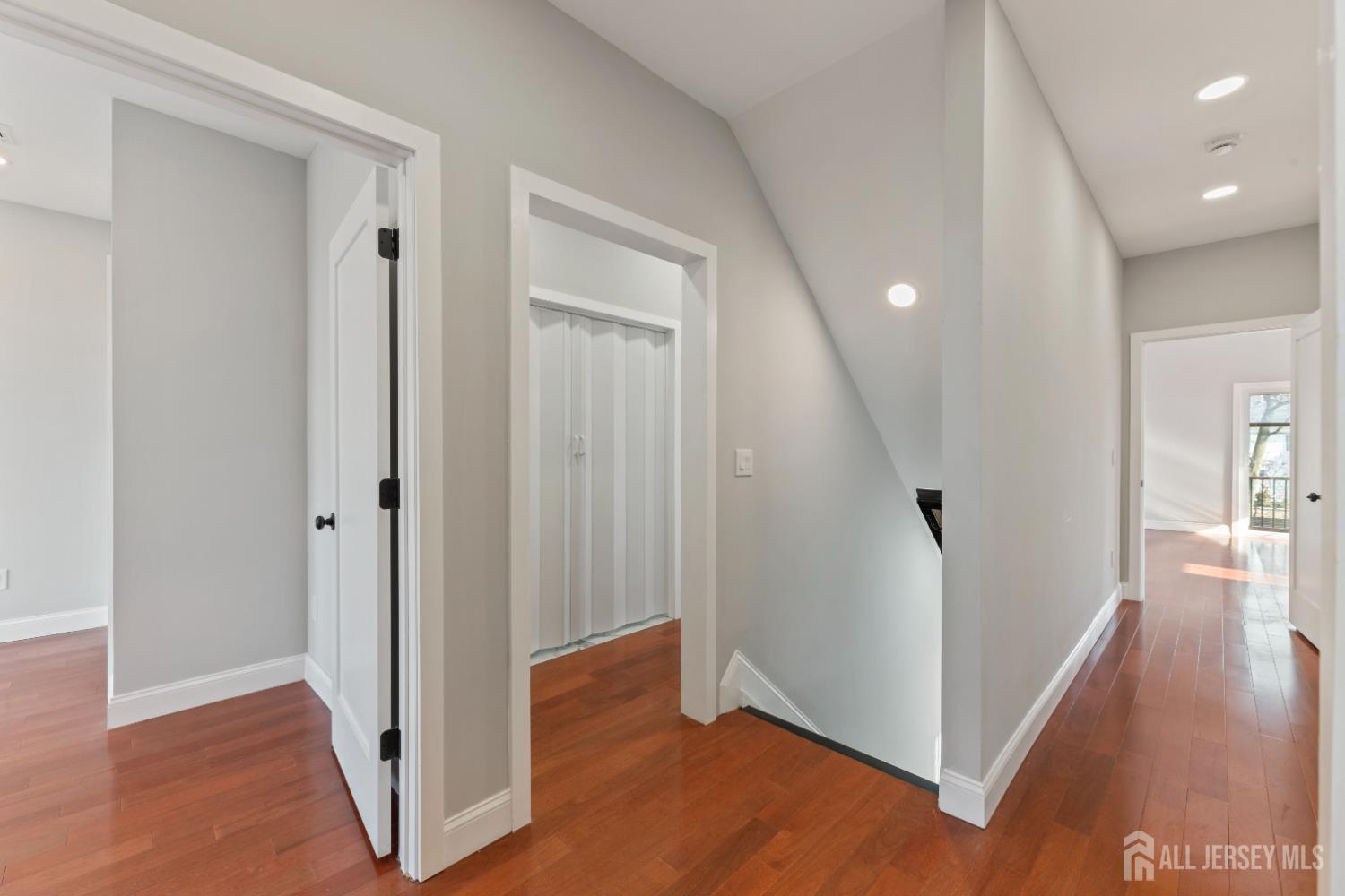 1855 Woodland Avenue, Edison, NJ, 08820 image 25