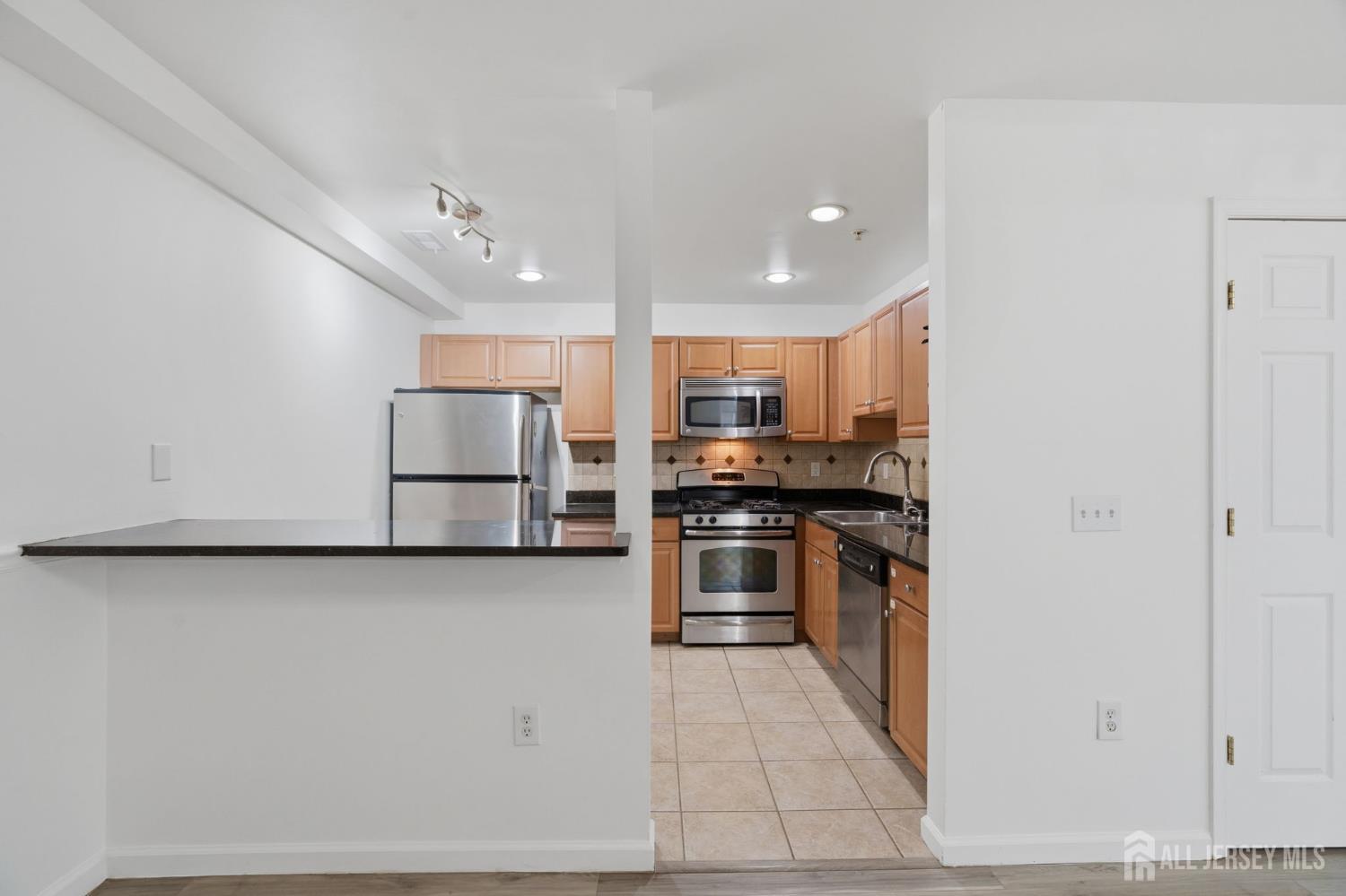 116 Chariot Court, Piscataway, NJ, 08854 image 11