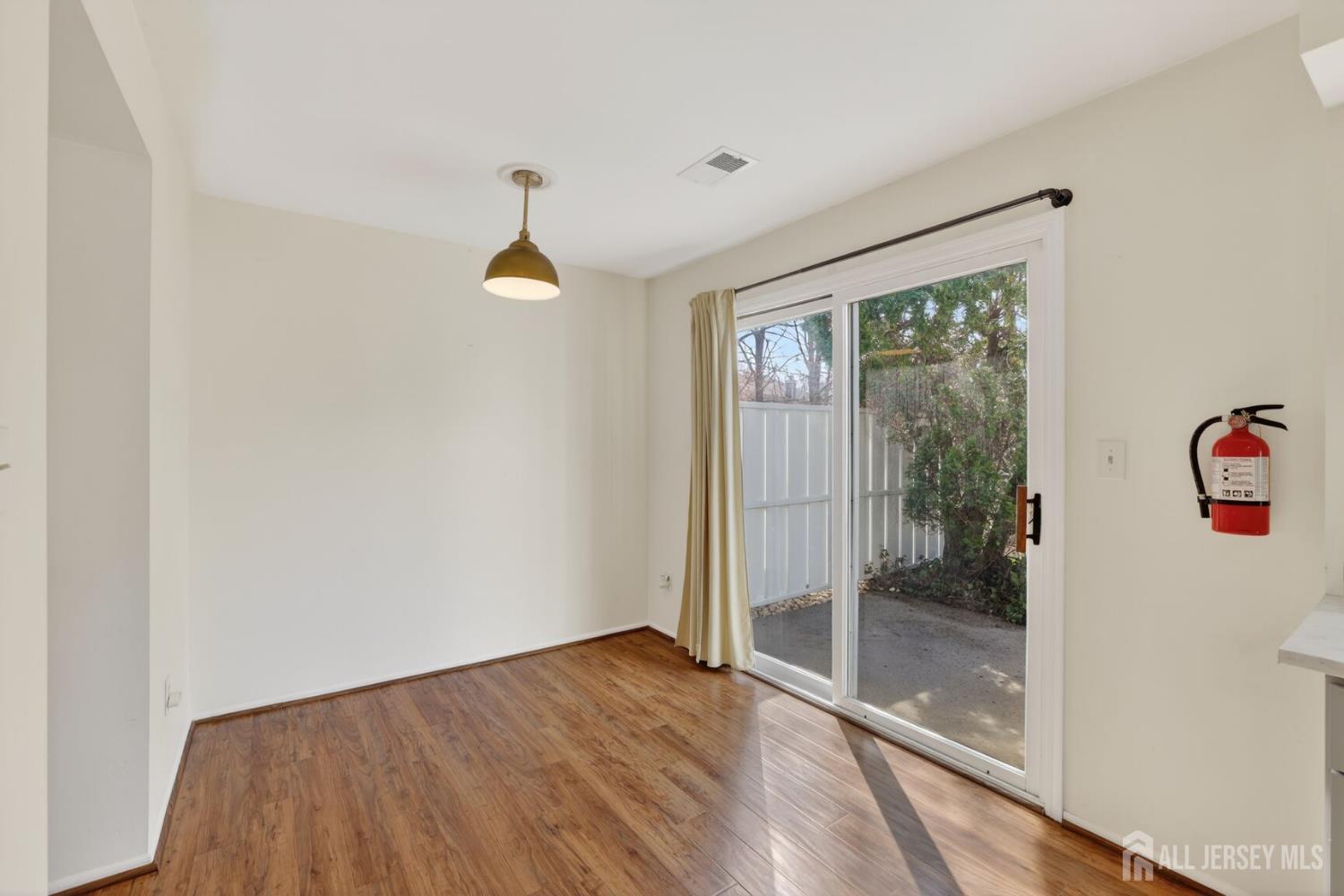 35 Dallenbach Lane, East Brunswick, NJ, 08816 image 17