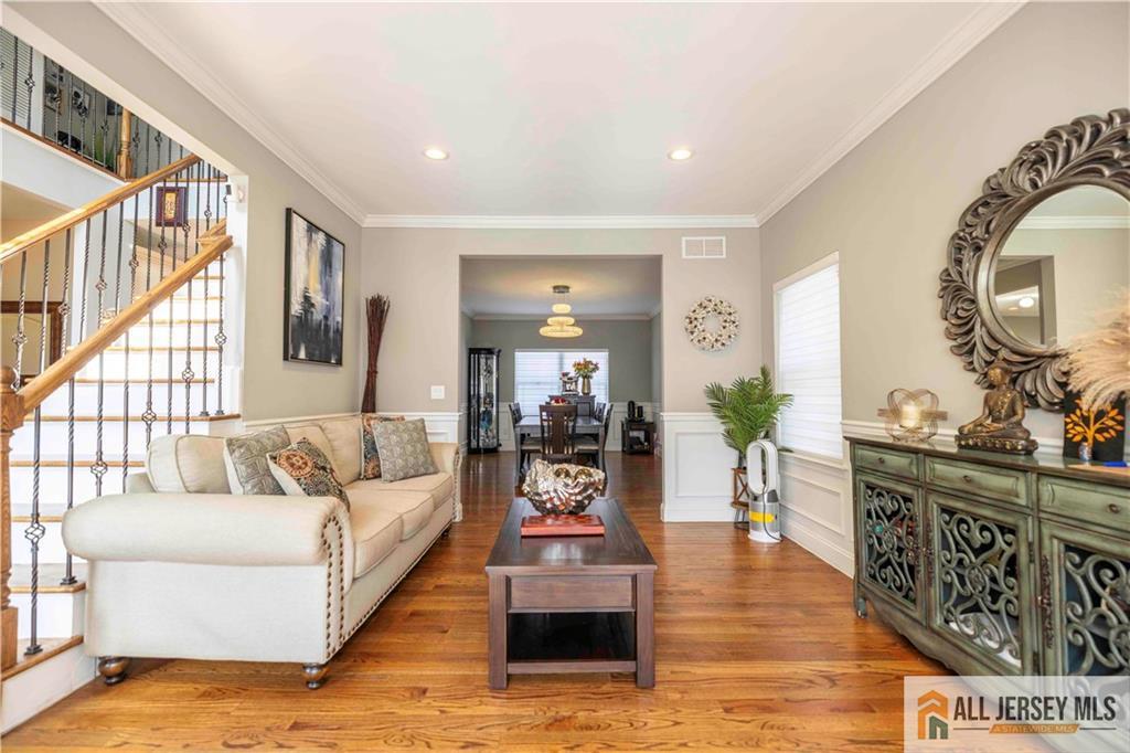 628 New Dover Road, Colonia, NJ, 07067 image 26