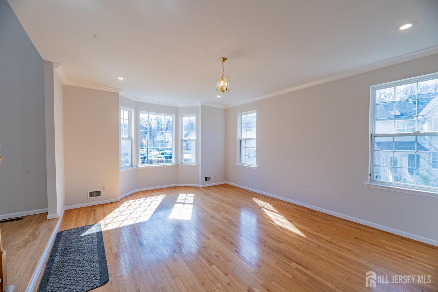 6 Banyan Court Image 5