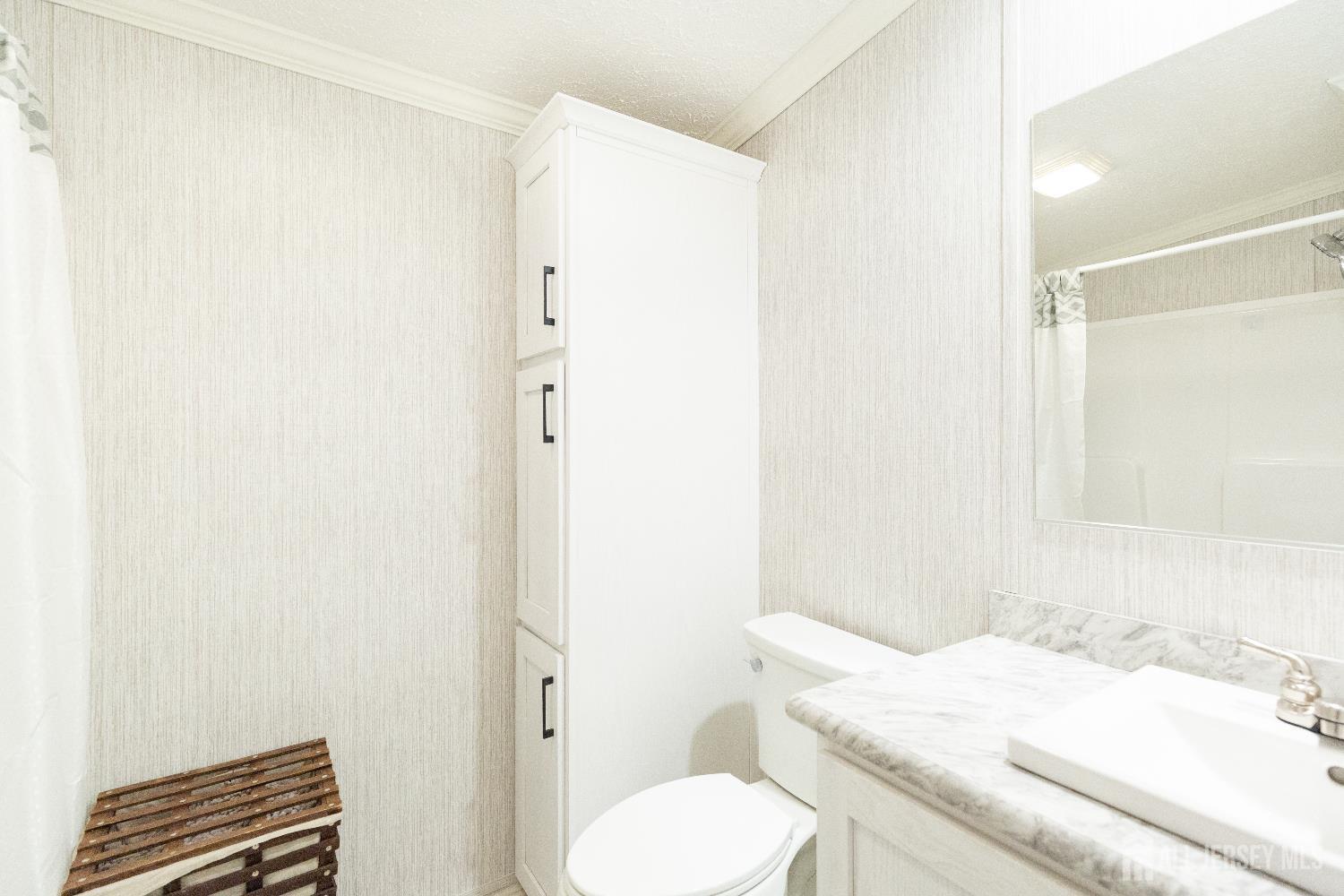 4 Oakdale Village Drive, South Brunswick, NJ, 08902 image 14