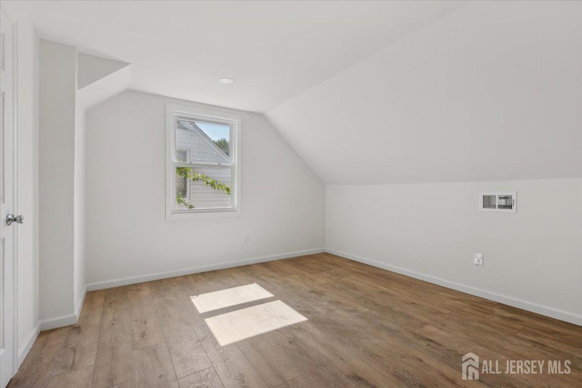 38 Lincoln Avenue, Colonia, NJ, 07067 image 16