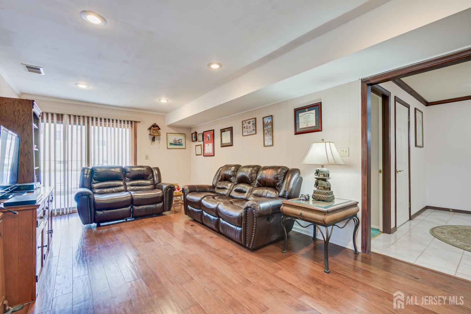 19 Annette Drive, Edison, NJ, 08820 image 8