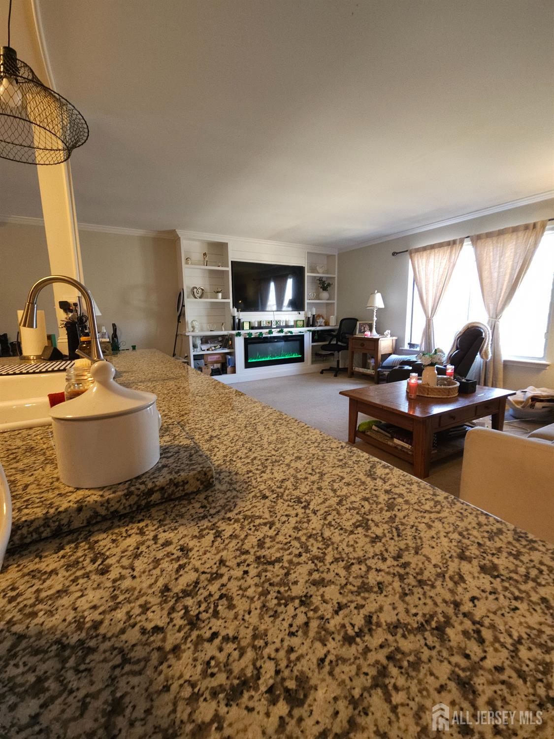 71 Eton Way, Franklin, NJ, 08873 image 14