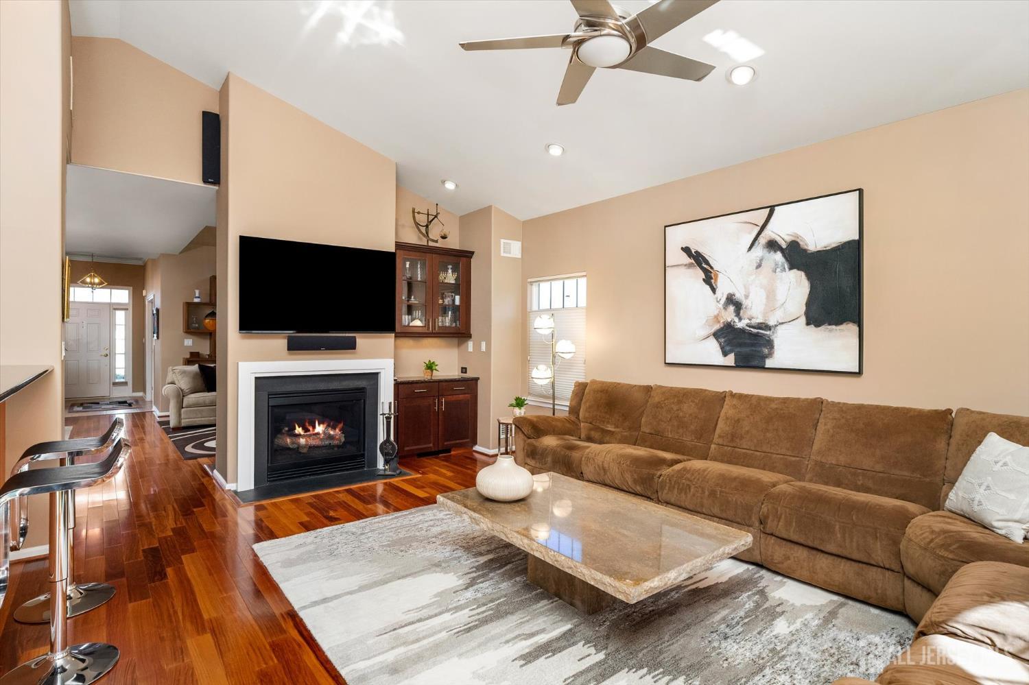 109 Fontaine Court Image 5