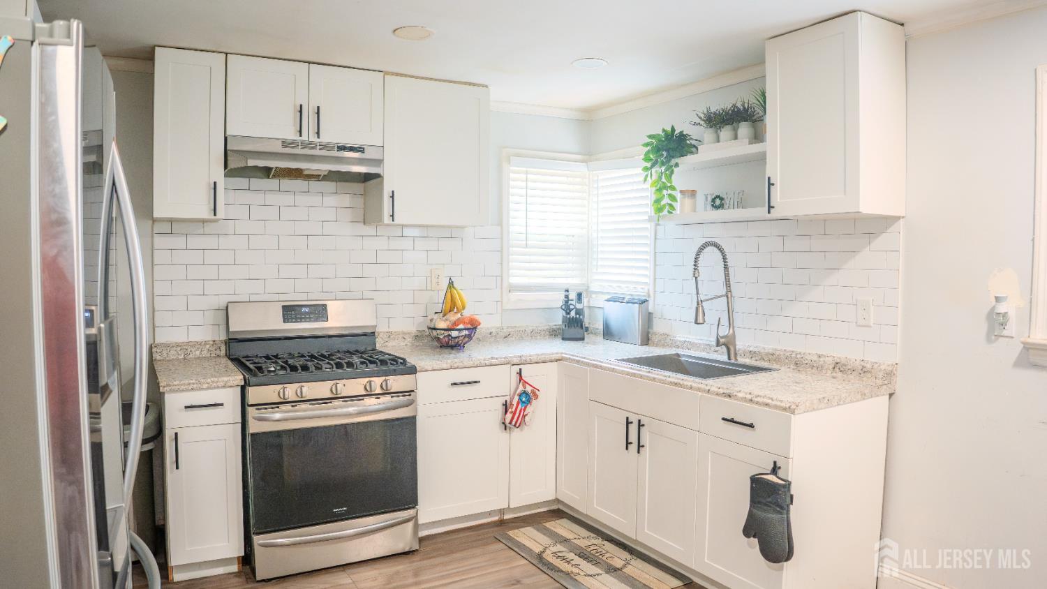 636 Lee Street, Perth Amboy, NJ, 08861 image 10