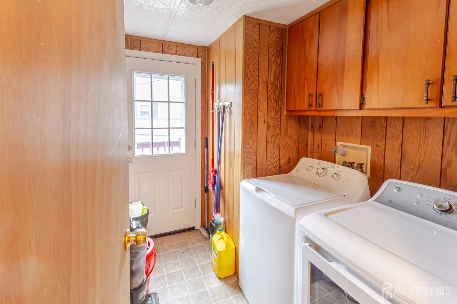 32 Whitman Road, North Brunswick, NJ, 08902 image 13