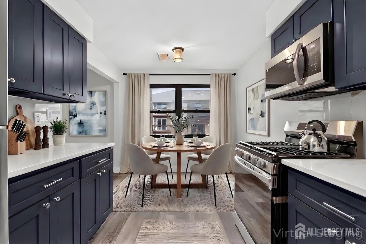 1518 Raspberry Court Image 3