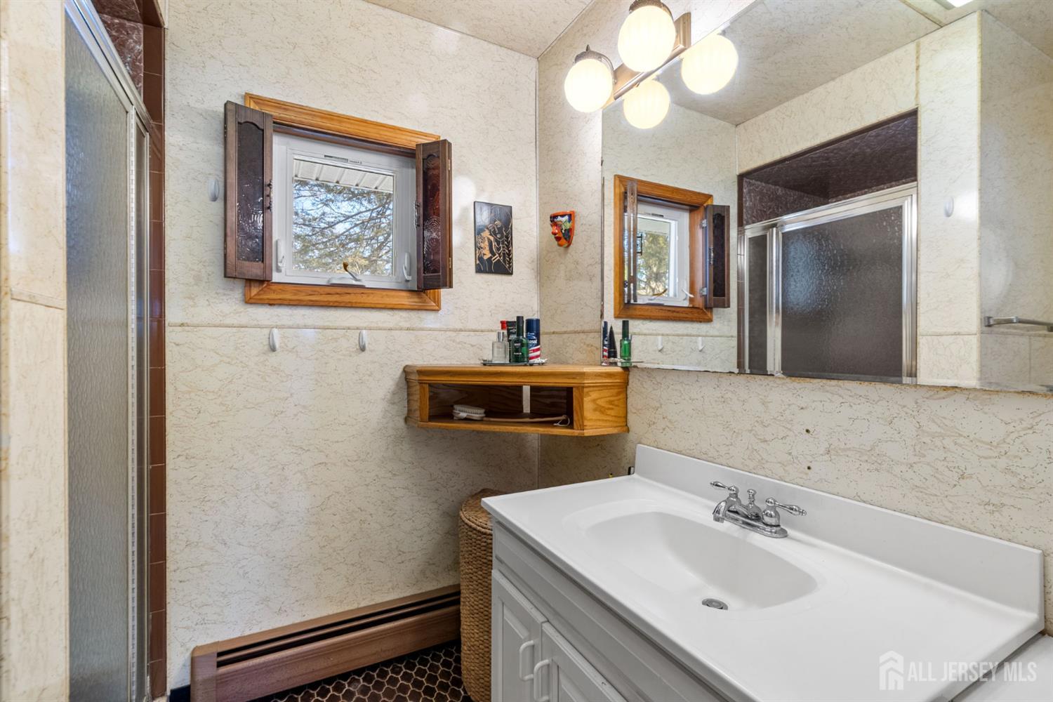 786 Wood Avenue, Colonia, NJ, 07067 image 27