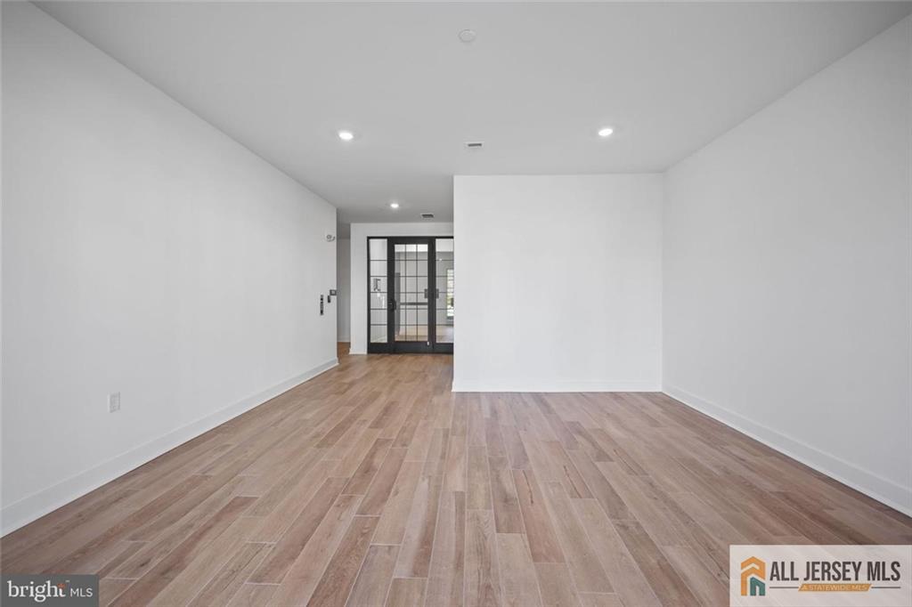 23101 Radford Court Image 3