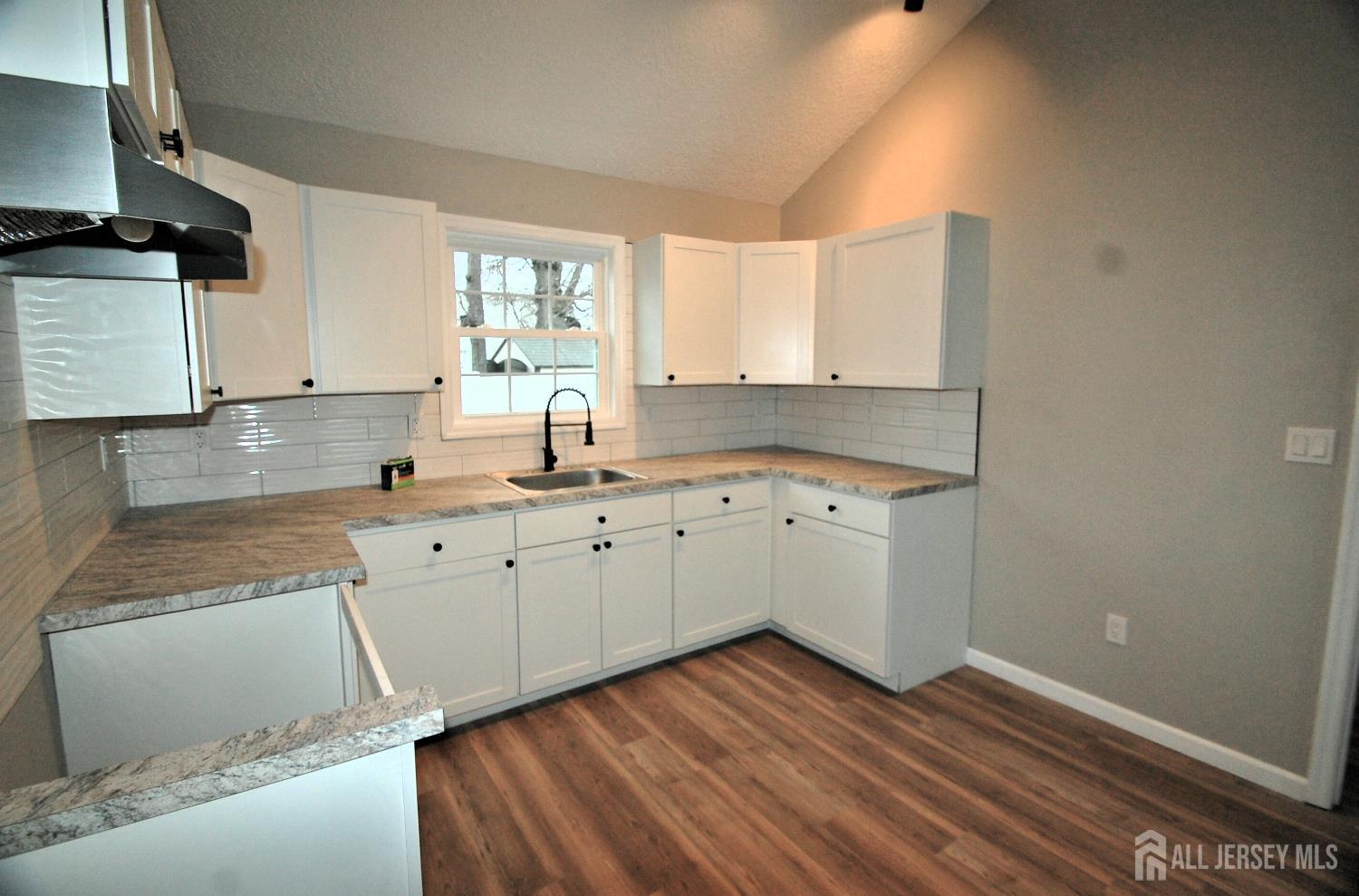 807 6th Street, Union Beach, NJ, 07735 image 28