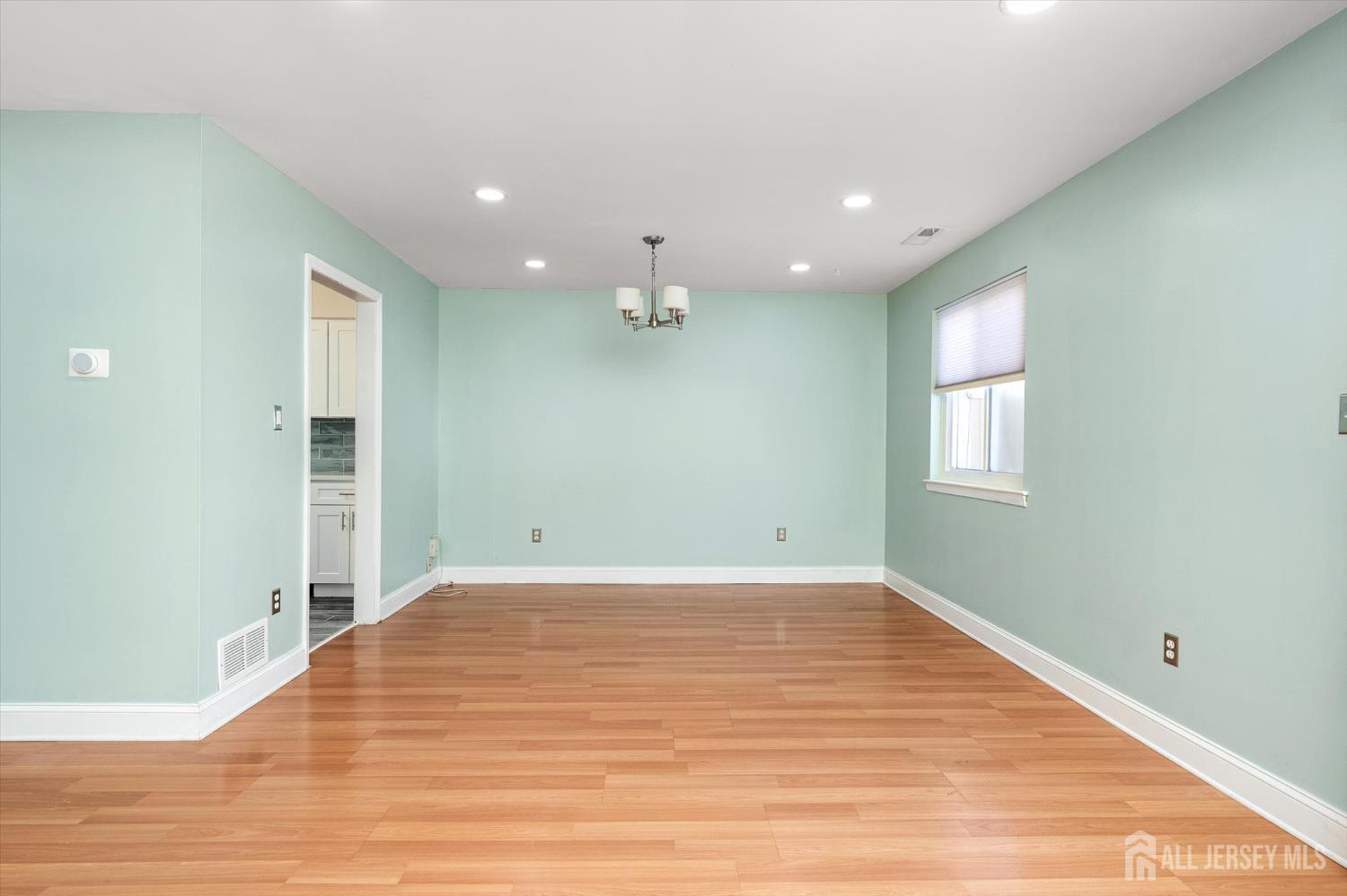 83 tennyson Drive Image 5