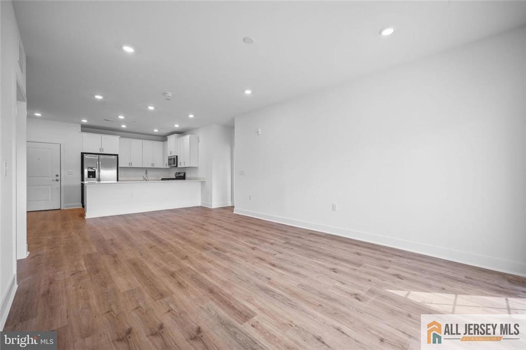 23101 Radford Court Image 5