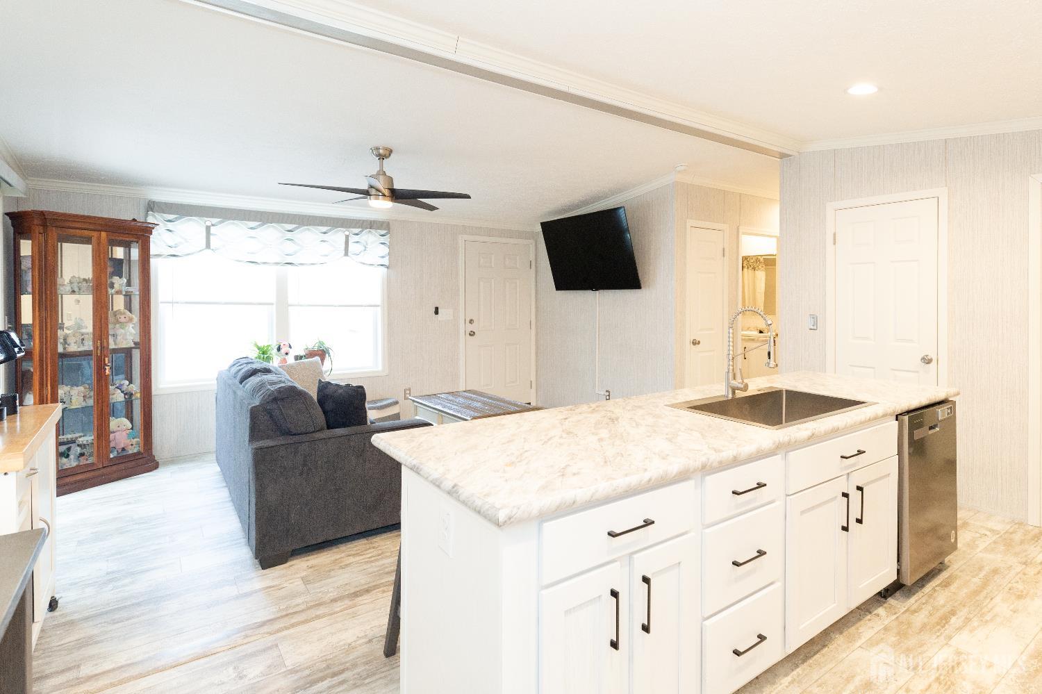 4 Oakdale Village Drive, South Brunswick, NJ, 08902 image 6